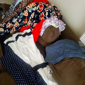 Lot clothes multiple sizes must go (cheap bundles) $20 each piece worth way more